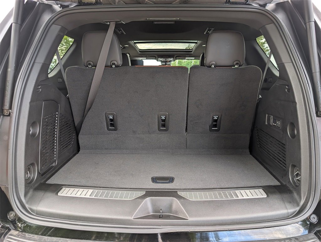 2024 Gmc Yukon Denali Ultimate photo 19