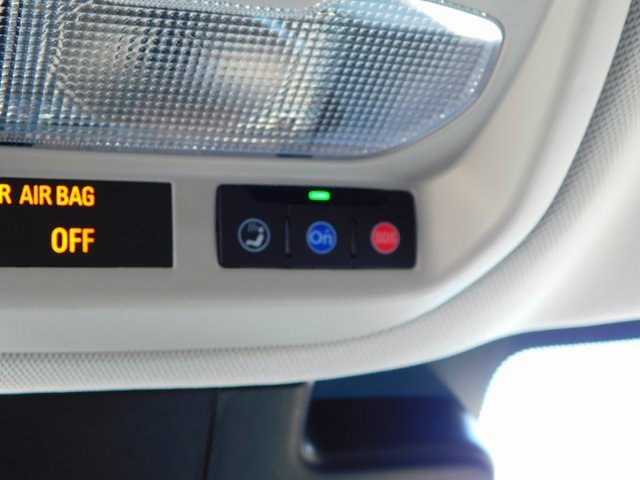 2025 Chevrolet Trax LT photo 32