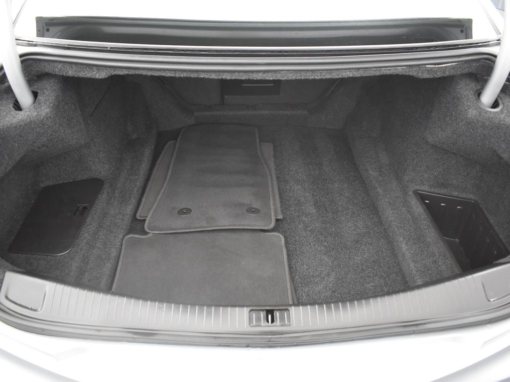 2018 Cadillac CTS Base photo 31