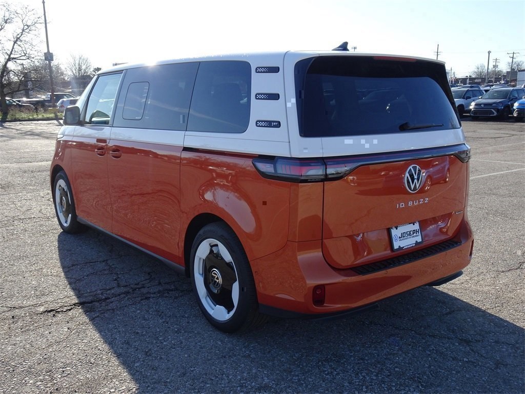 2025 Volkswagen ID. Buzz photo 4