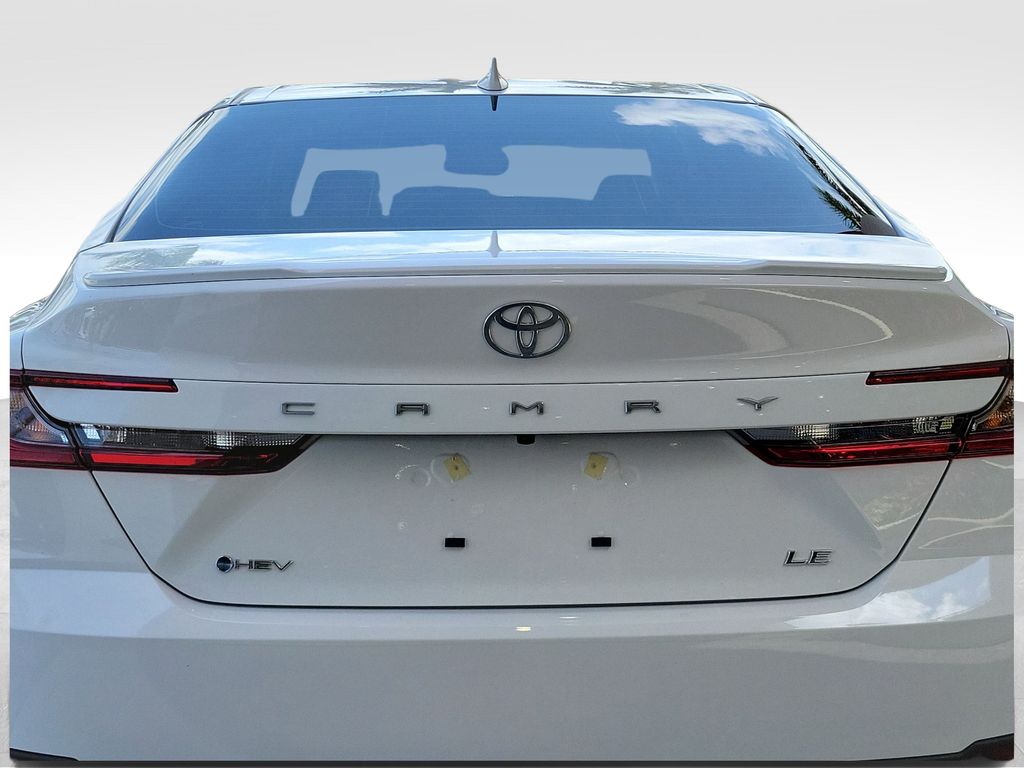 2025 Toyota Camry LE photo 13