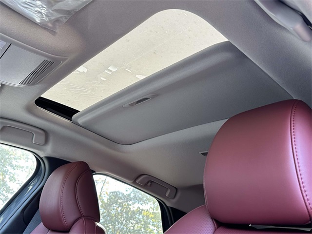 2026 Mazda CX-30 2.5 S Carbon photo 4