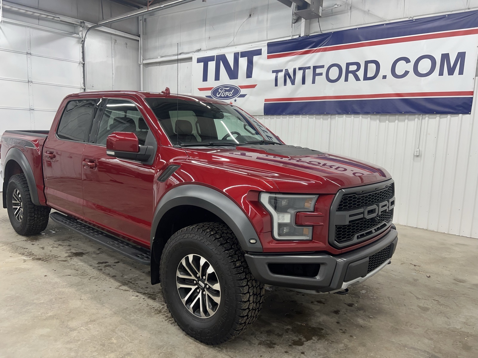 2019 Ford F-150 Raptor photo 3