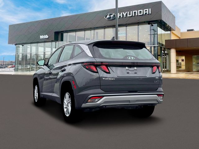 2026 Hyundai Tucson SE photo 4
