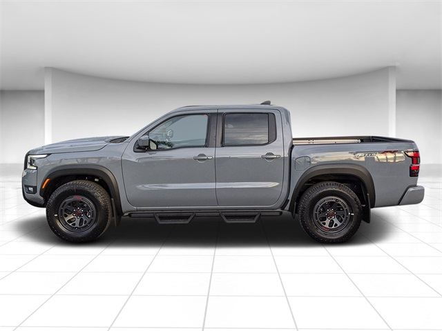 2025 Nissan Frontier PRO-4X photo 2