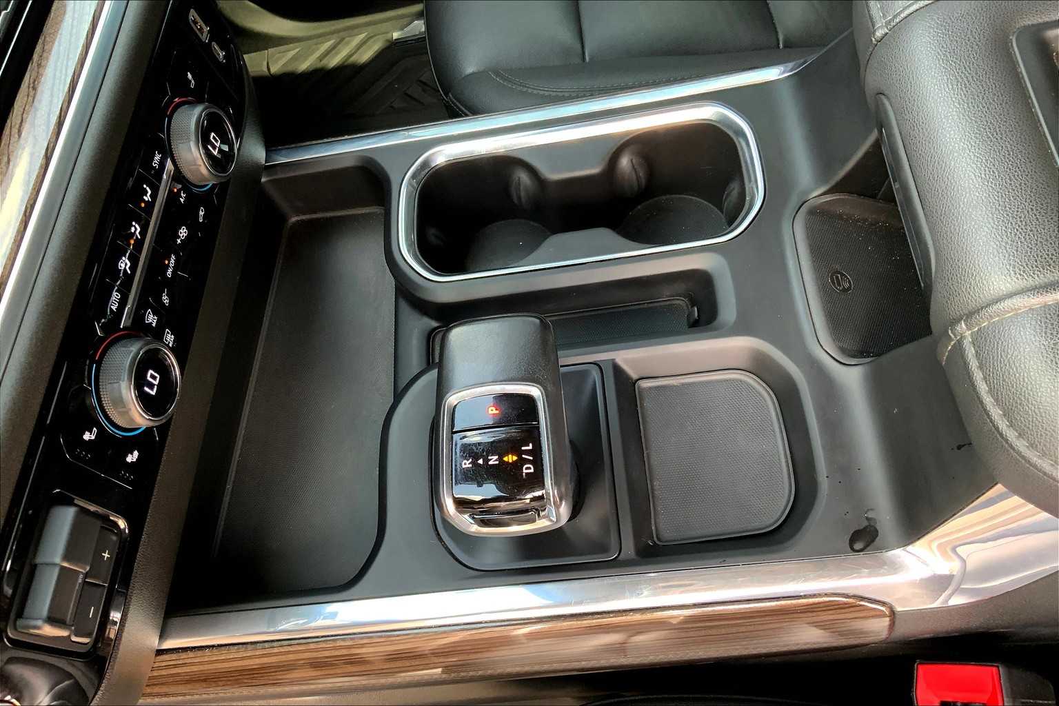2022 Chevrolet Silverado 1500 RST photo 14