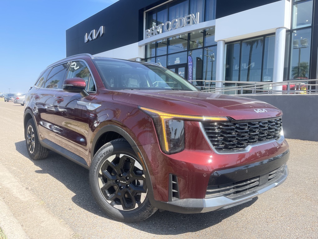 2025 Kia Sorento S's photo