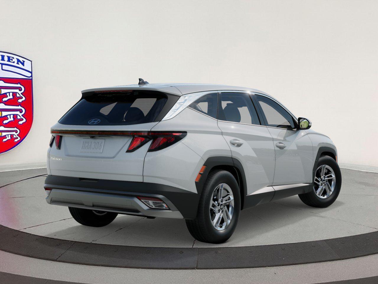 2026 Hyundai Tucson SE photo 2