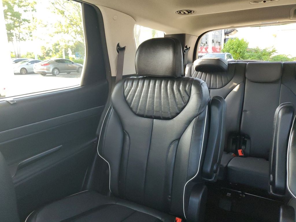 2024 Hyundai Palisade Limited photo 4