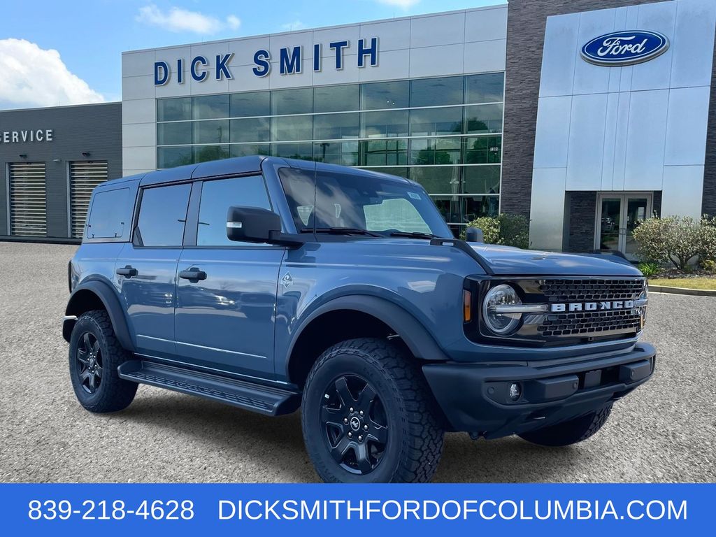 2025 Ford Bronco 4-Door Outer Banks's photo