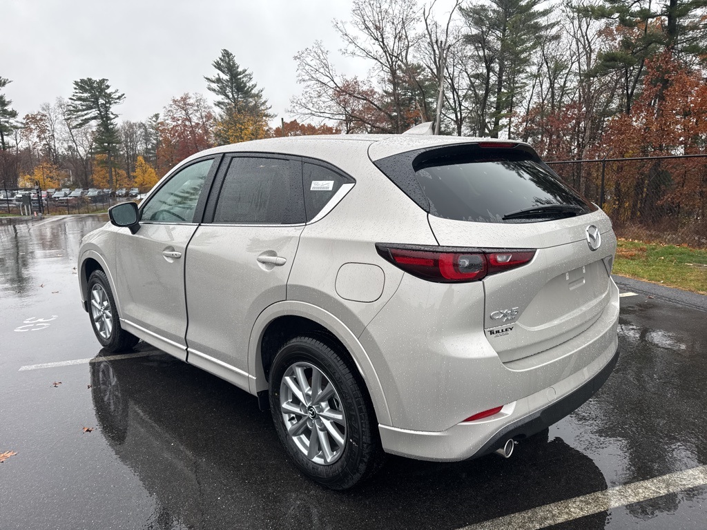 2025 Mazda CX-5 2.5 S Preferred photo 3