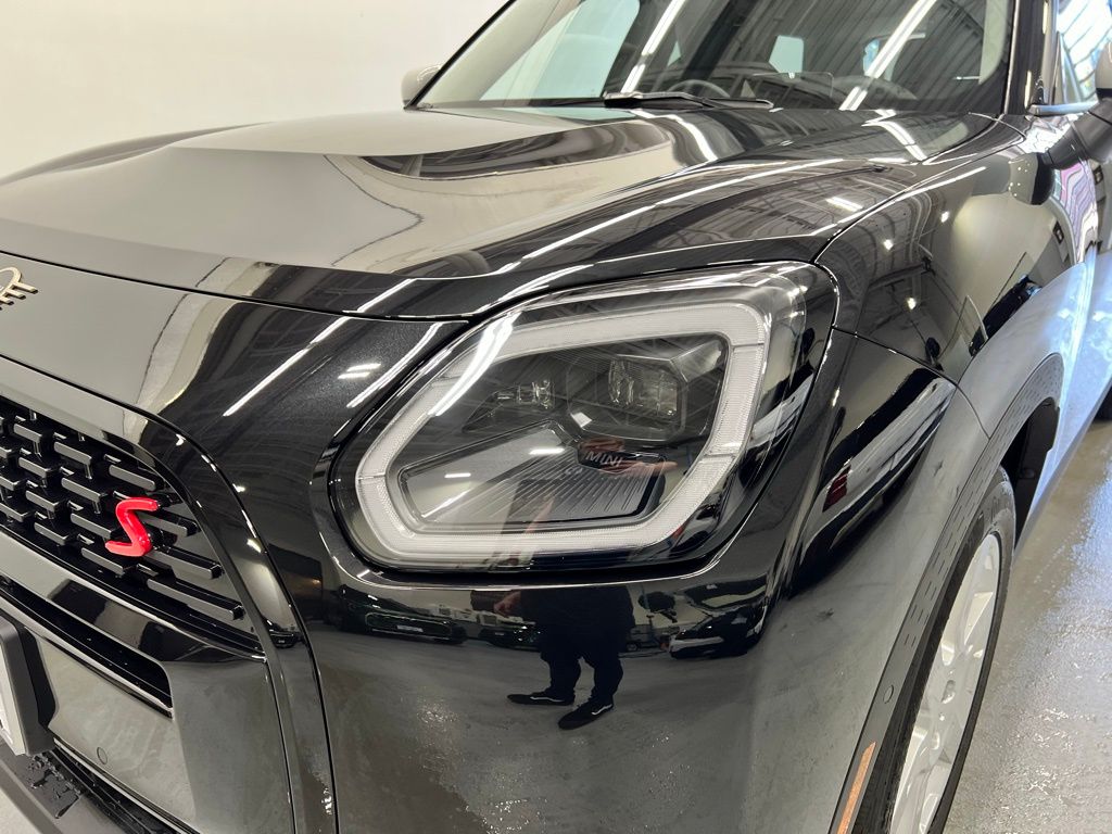 2025 Mini Countryman S photo 4