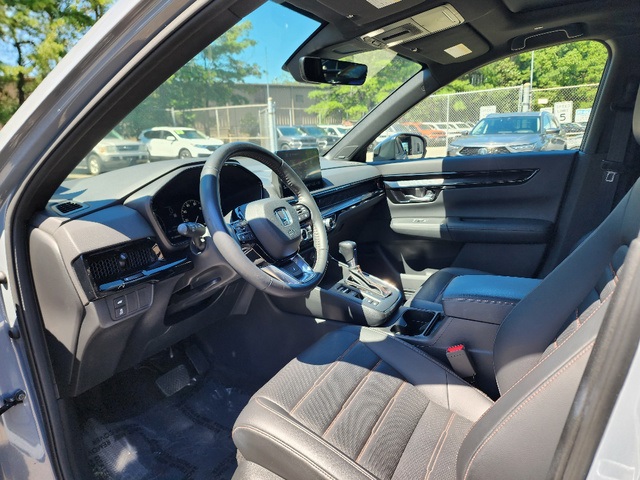 2023 Honda CR-V Hybrid Sport Touring photo 19