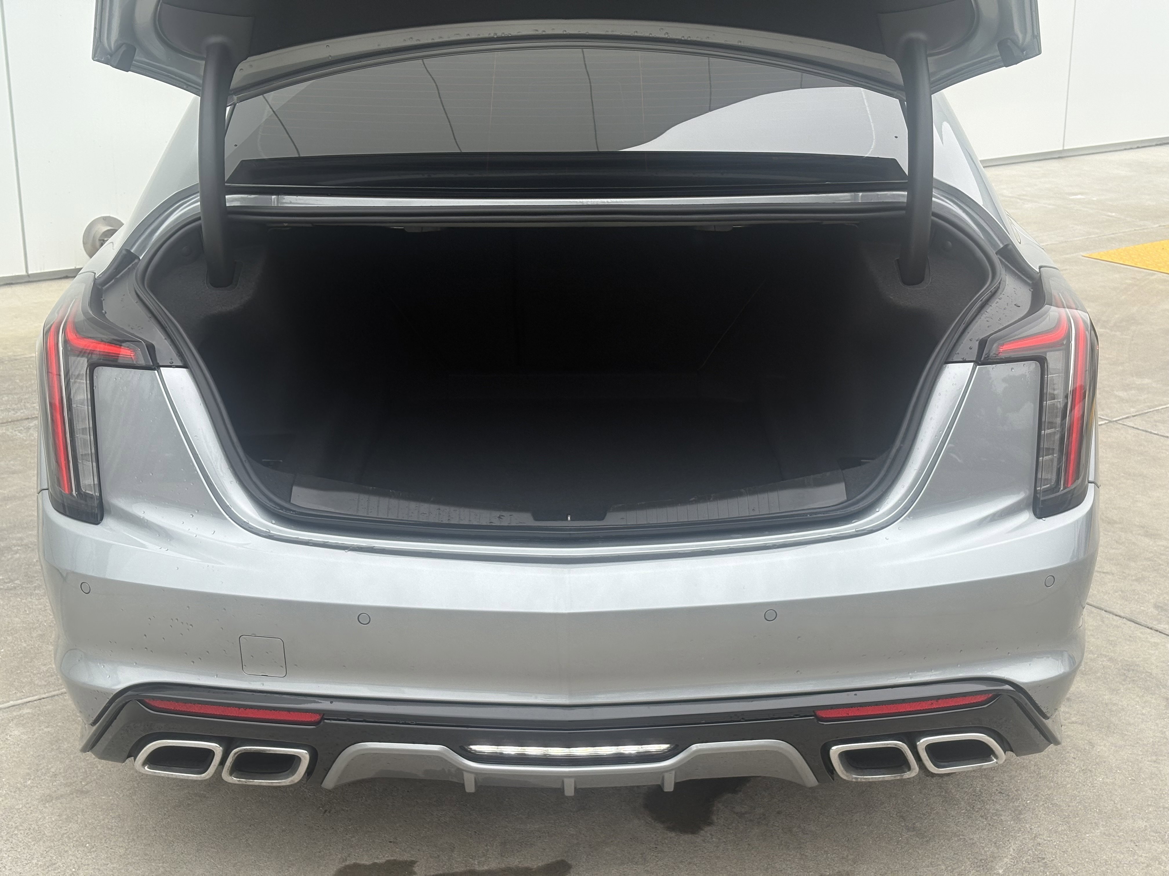 2024 Cadillac CT5 V photo 10