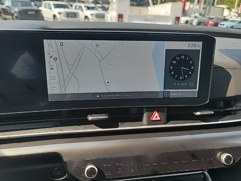 2025 Kia Carnival SX Prestige photo 15
