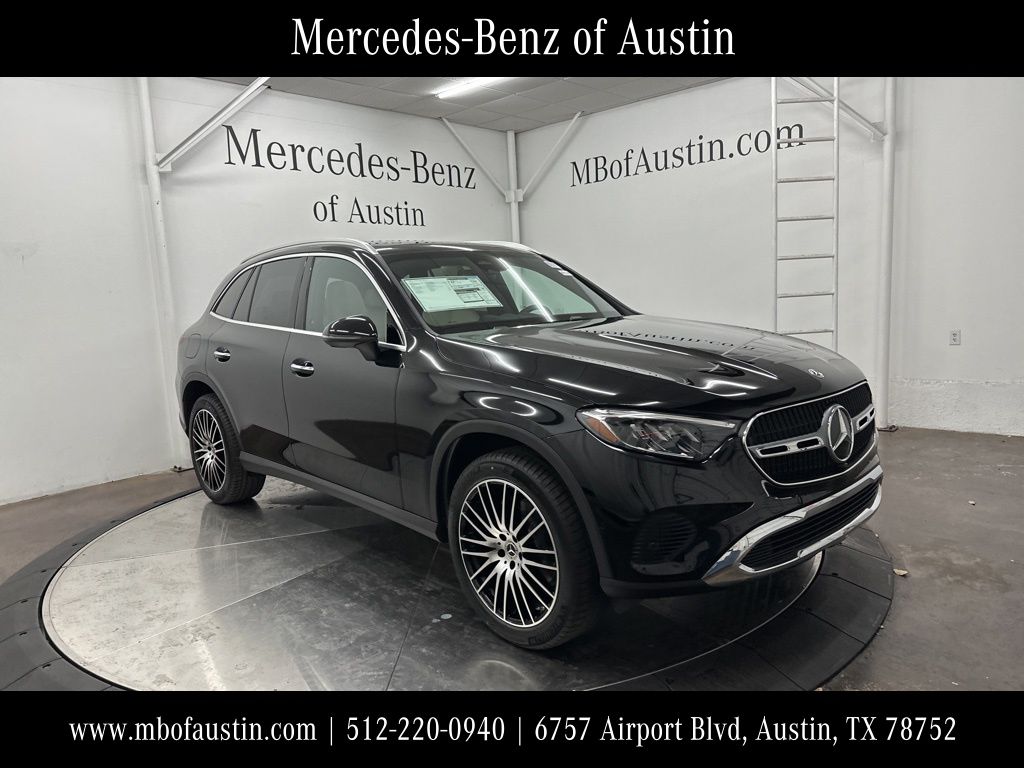 2026 Mercedes-Benz GLC Base's photo