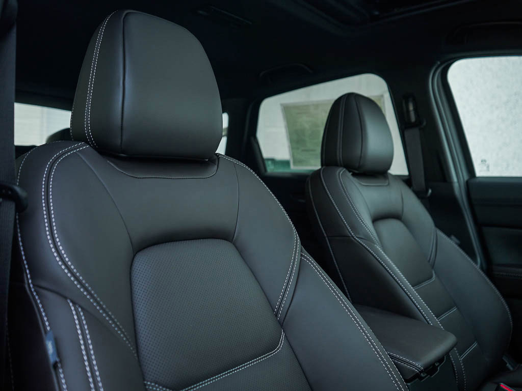2025 Mazda CX-5 2.5 Turbo Signature photo 9