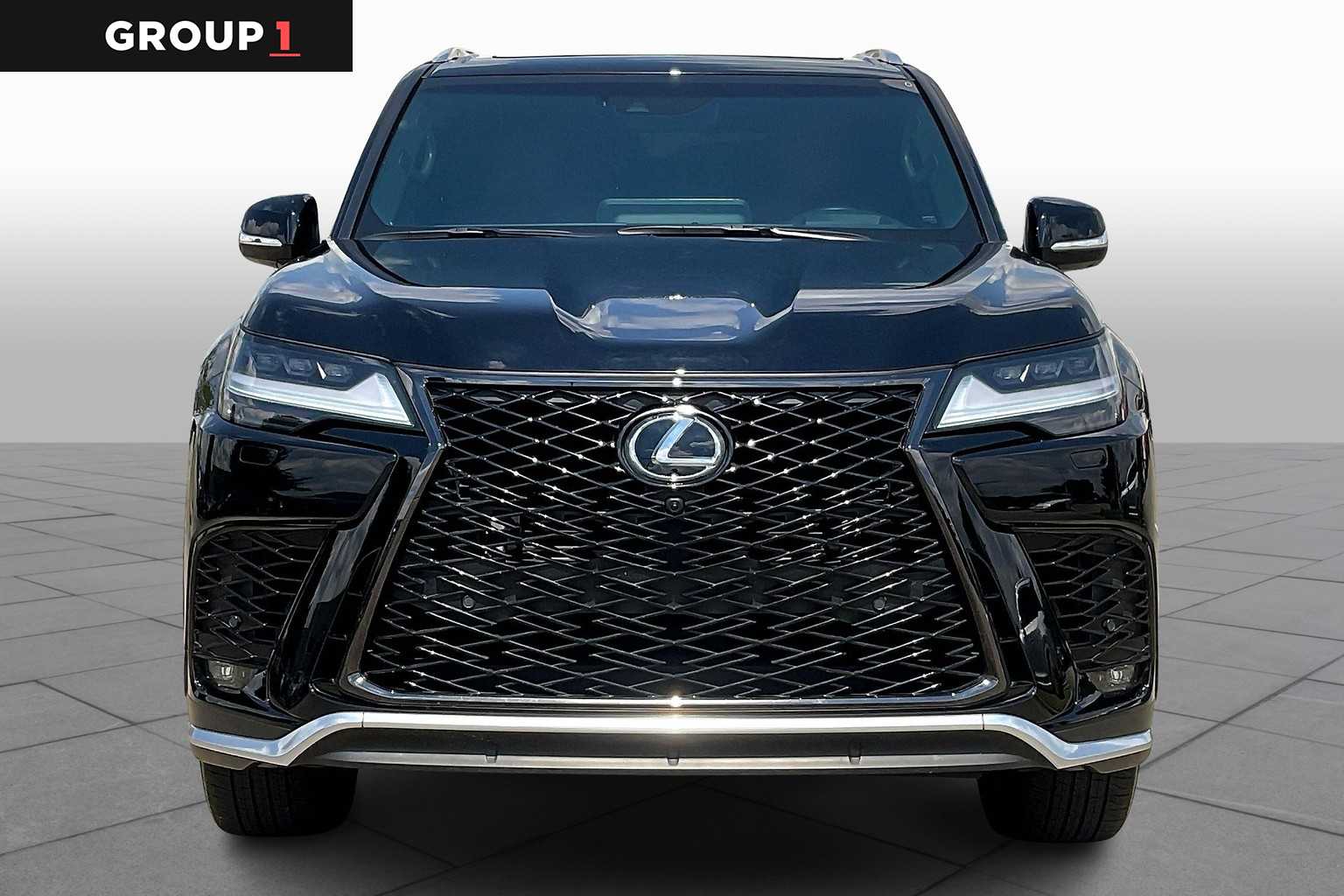 2024 Lexus LX 600 F SPORT photo 3
