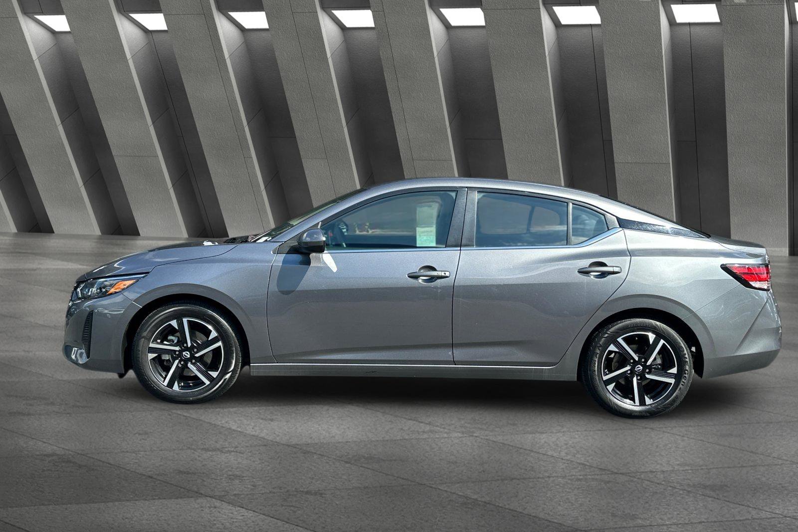 2024 Nissan Sentra SV photo 6