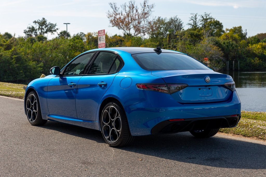 2025 Alfa Romeo Giulia Base photo 5