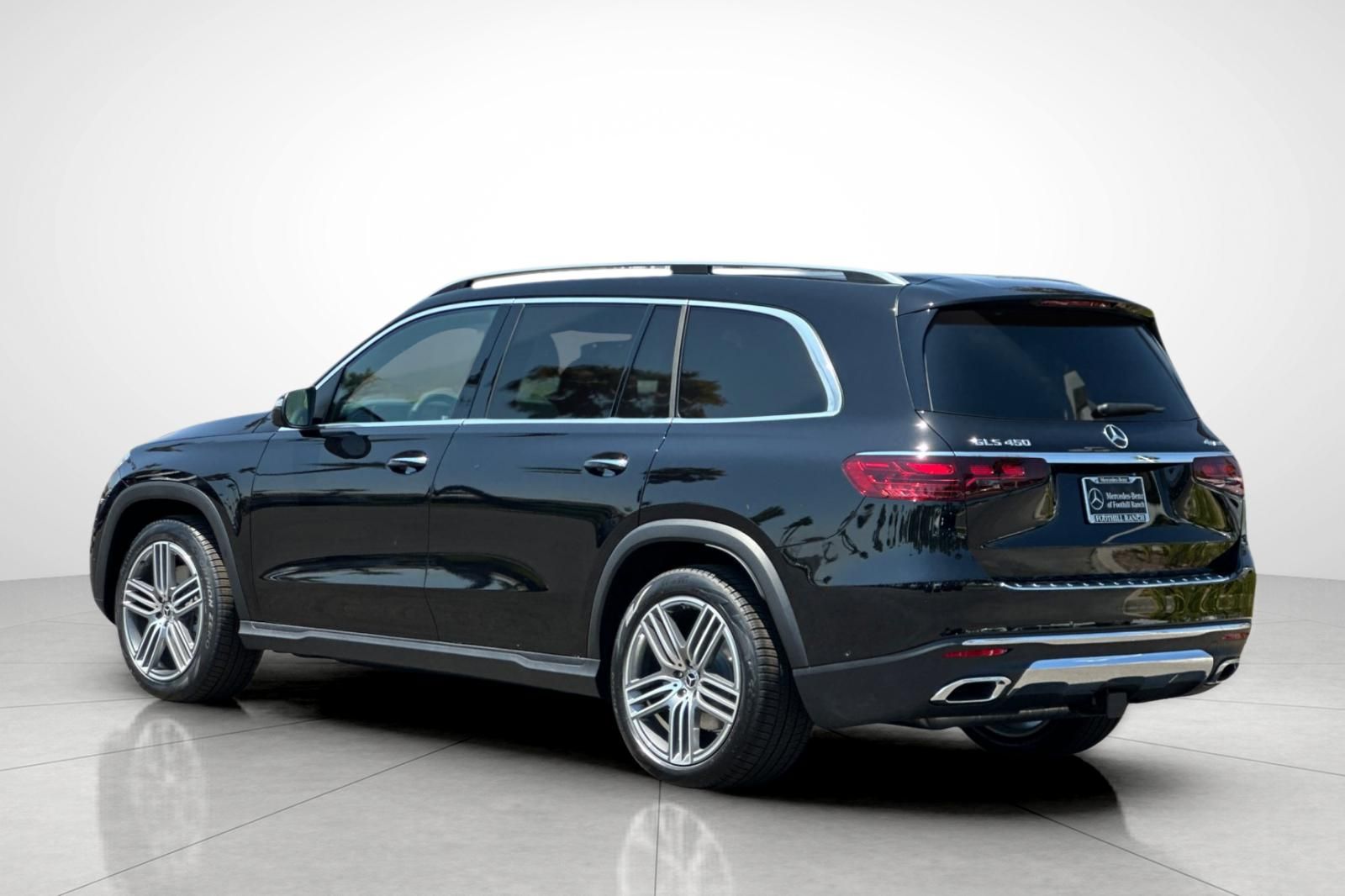2025 Mercedes Benz GLS 450 4MATIC photo 13