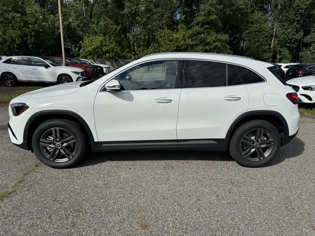 2026 Mercedes Benz GLA 250 4MATIC photo 6