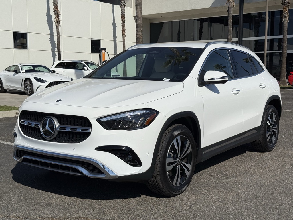 2025 Mercedes Benz GLA 250 photo 4