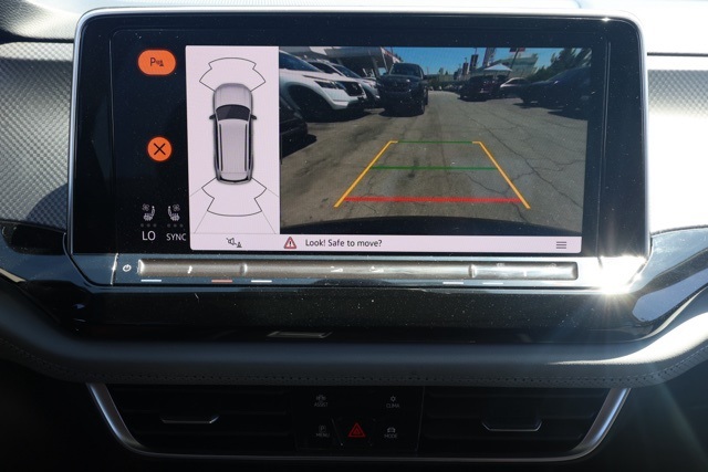2024 Volkswagen Atlas Peak Edition SEL photo 28