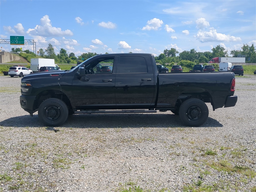 2025 Ram 2500 Tradesman photo 4