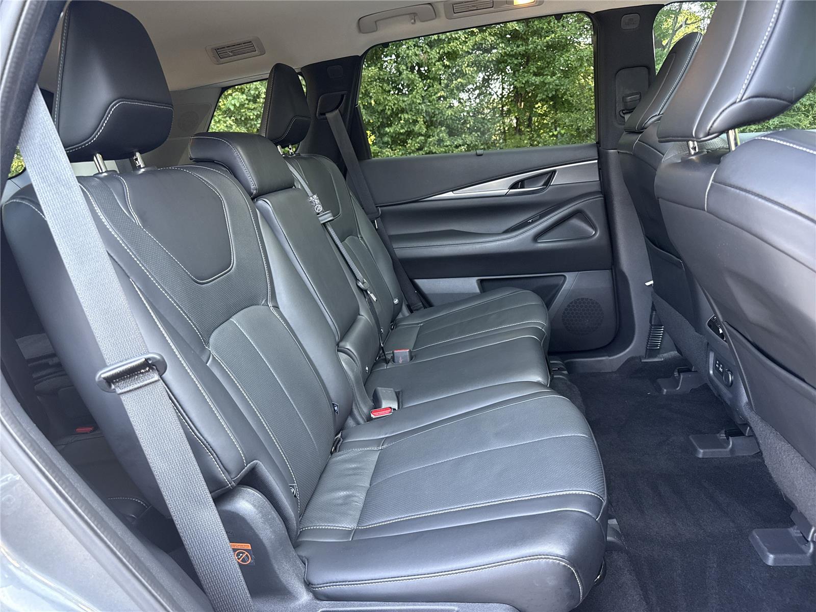 2022 Infiniti QX60 Luxe photo 24