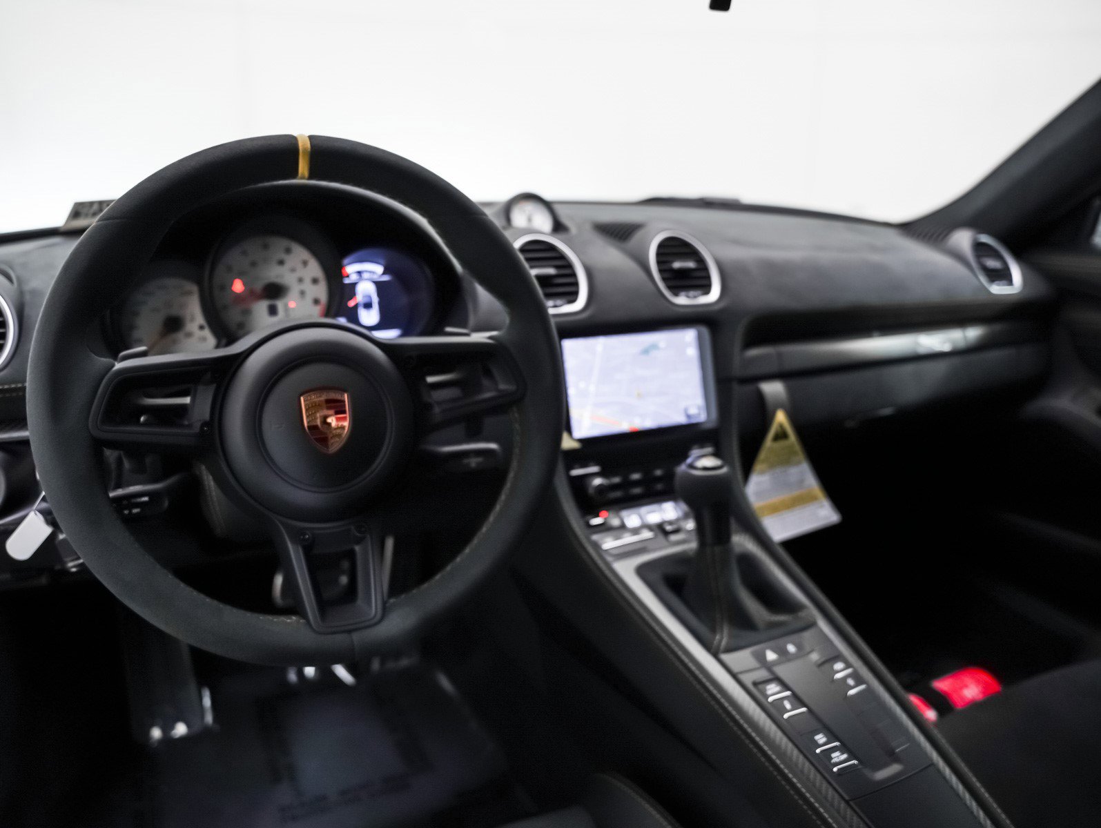 2025 Porsche Boxster Spyder photo 4