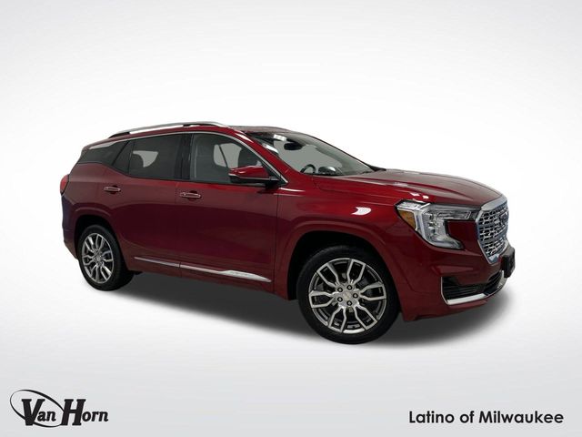 2023 GMC Terrain Denali's photo