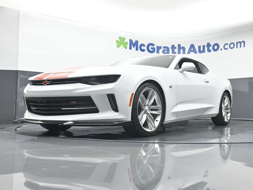 2016 Chevrolet Camaro 1LT photo 4