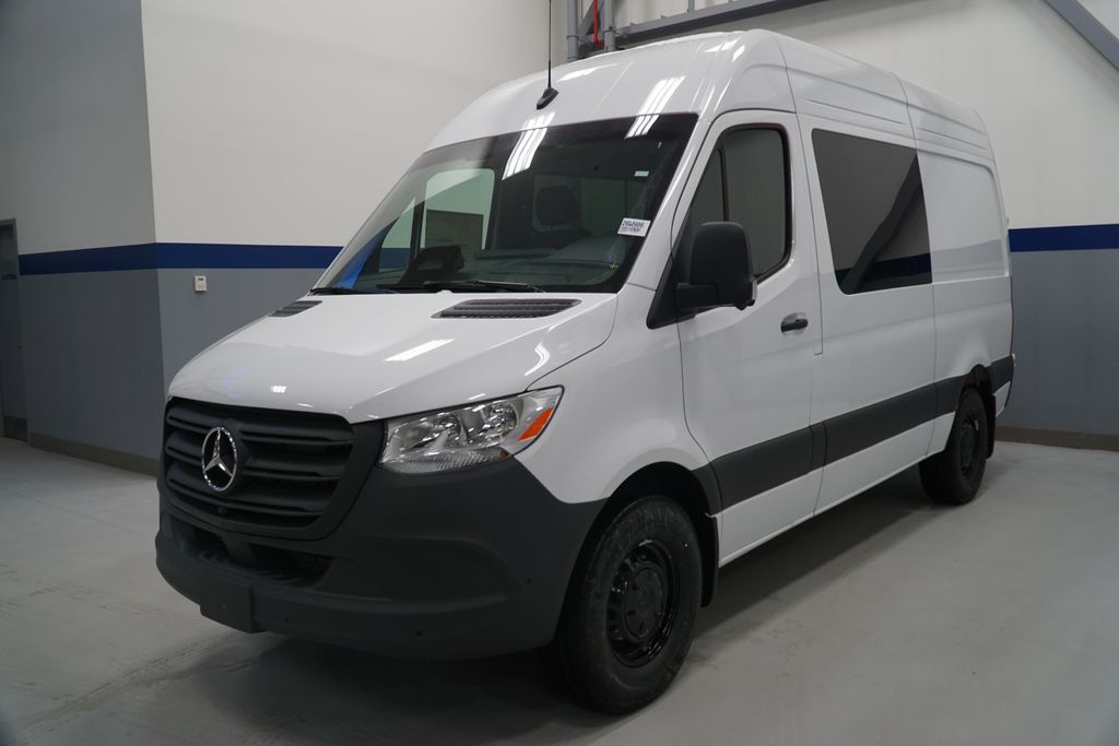 2026 Mercedes-Benz Sprinter Crew Van Base's photo
