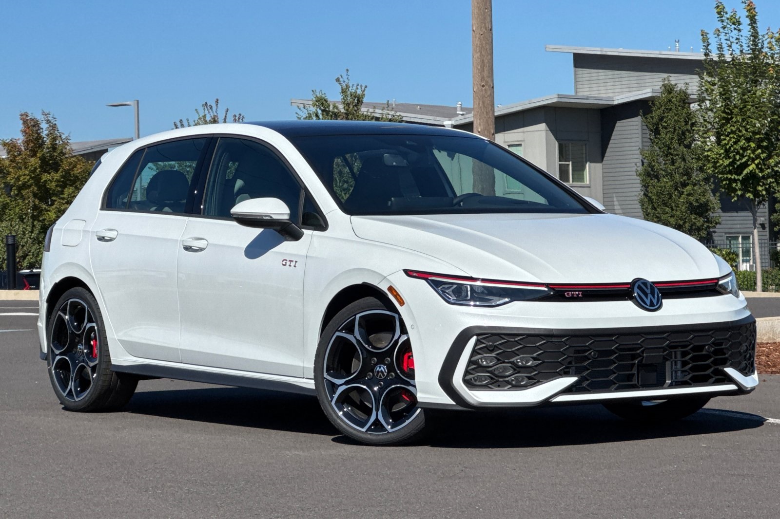 2025 Volkswagen Golf GTI Autobahn's photo