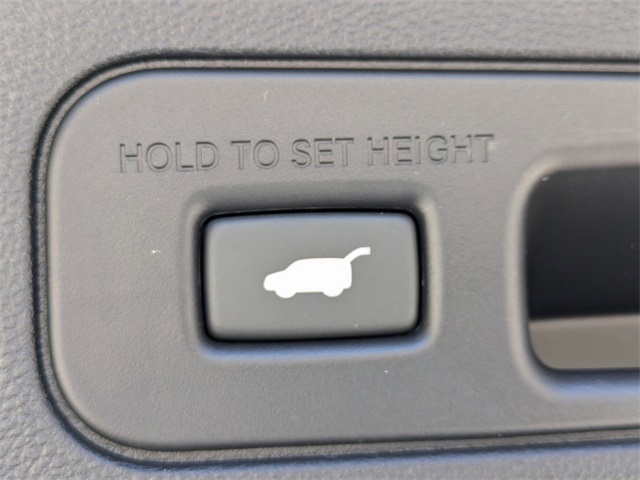 2025 Acura MDX SH-AWD Technology photo 12