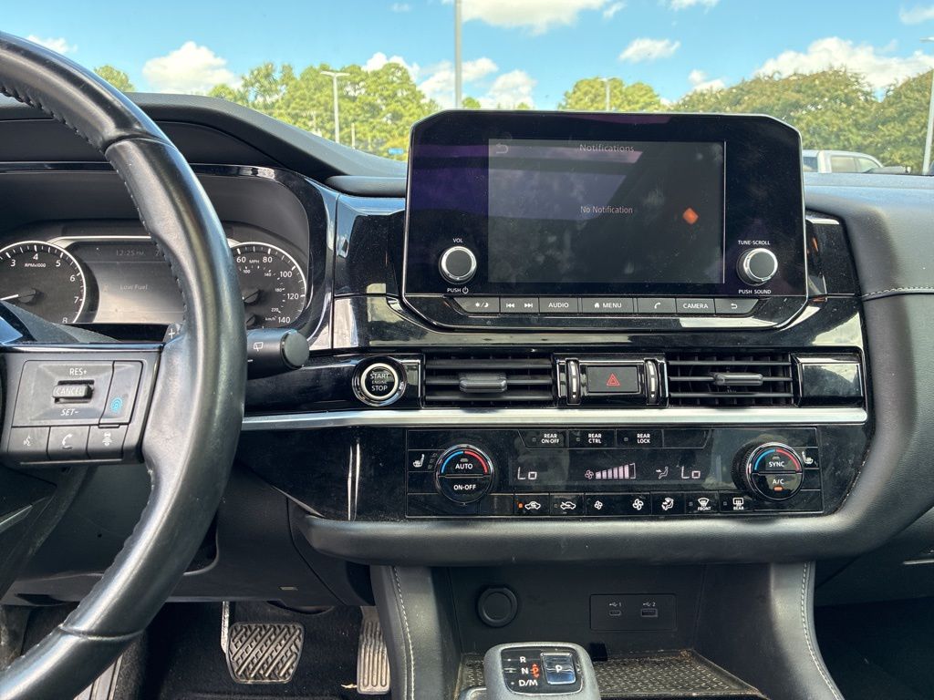 2022 Nissan Pathfinder SV photo 21