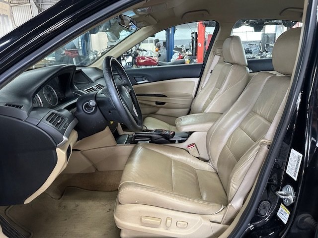 2011 Honda Accord SE photo 4