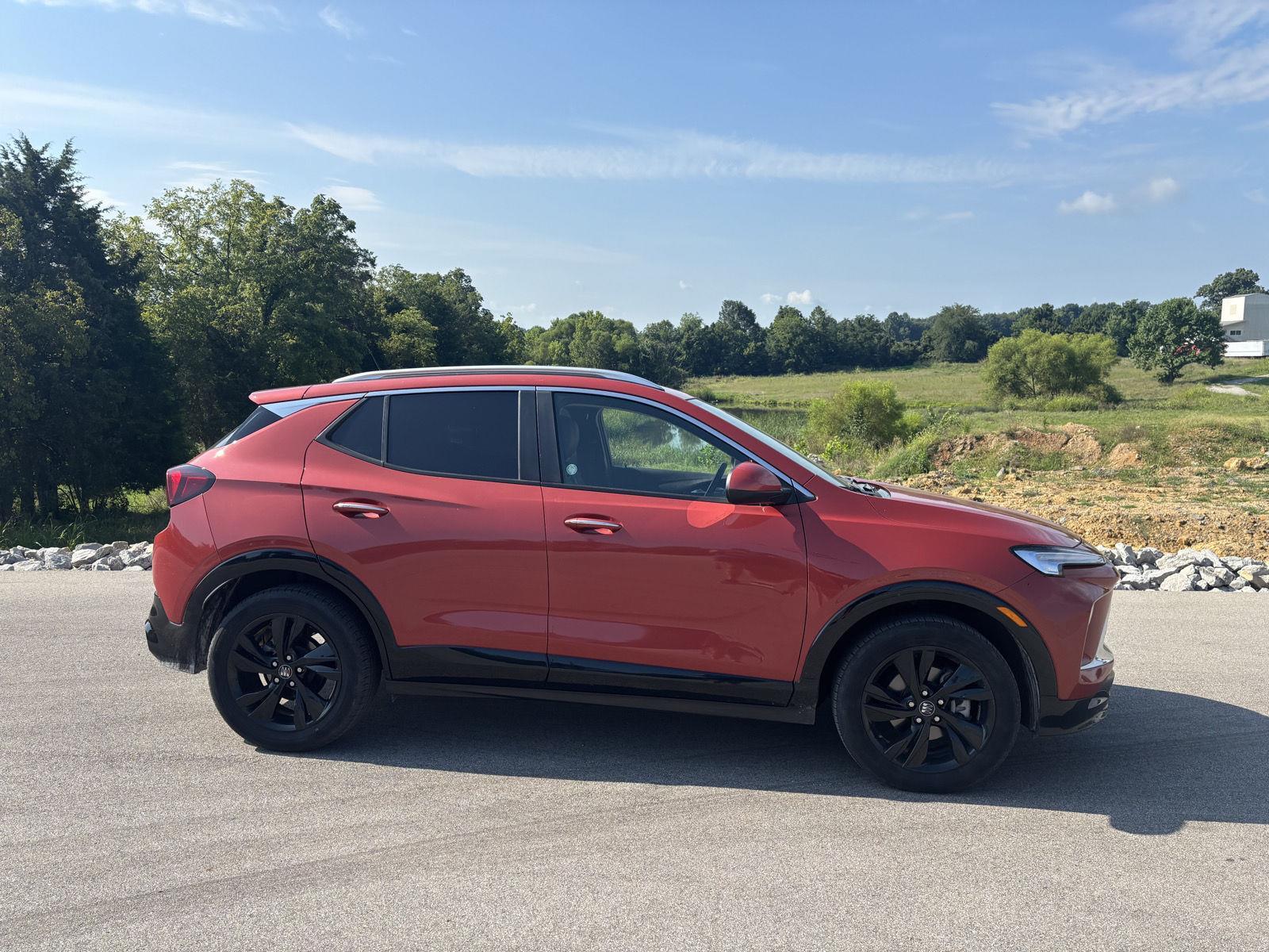 2024 Buick Encore GX Sport Touring photo 2
