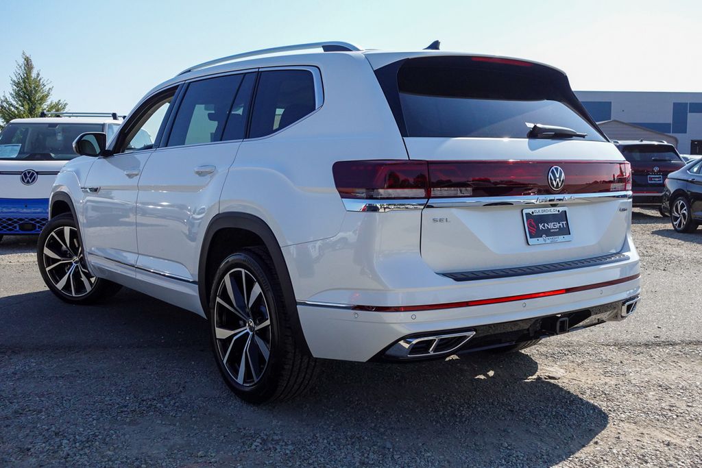 2026 Volkswagen Atlas SEL Premium R-Line photo 6