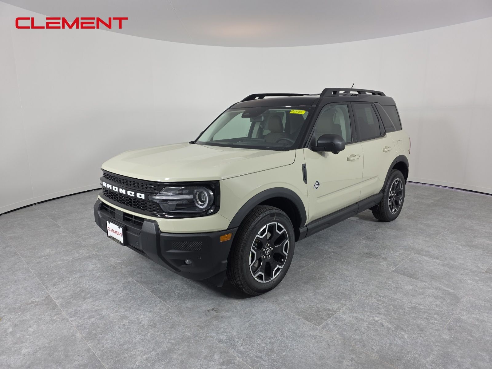 2025 Ford Bronco Sport Outer Banks's photo