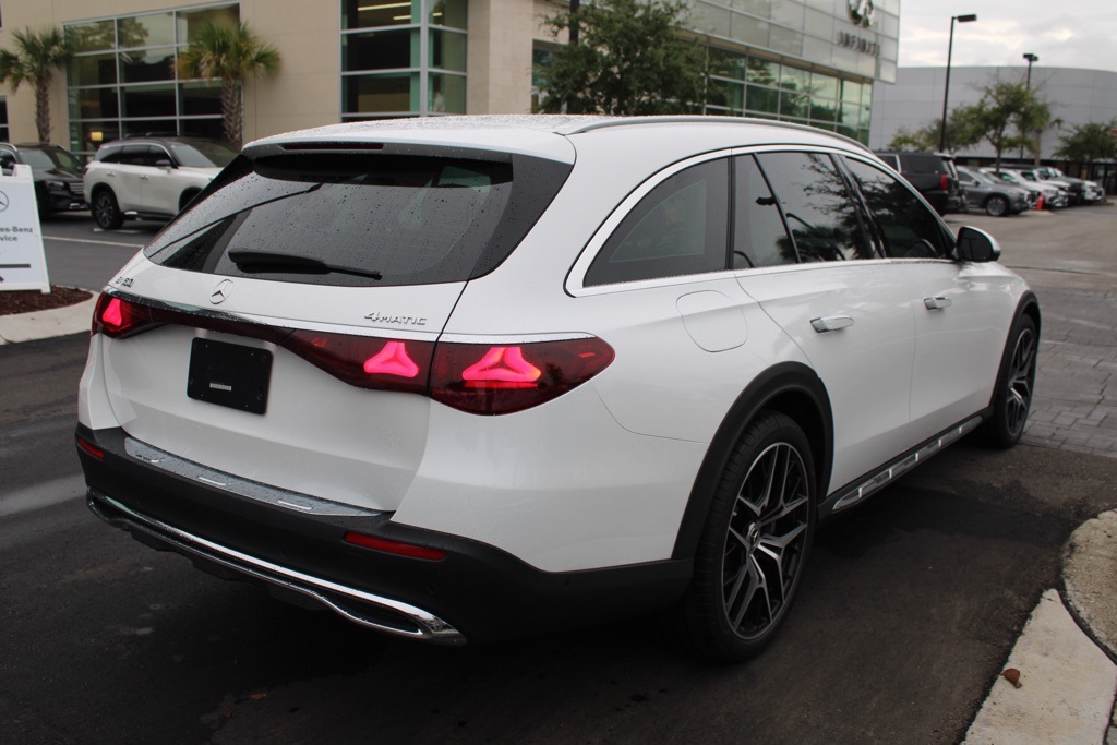 2025 Mercedes Benz E 450 4MATIC All-Terrain Wagon photo 6