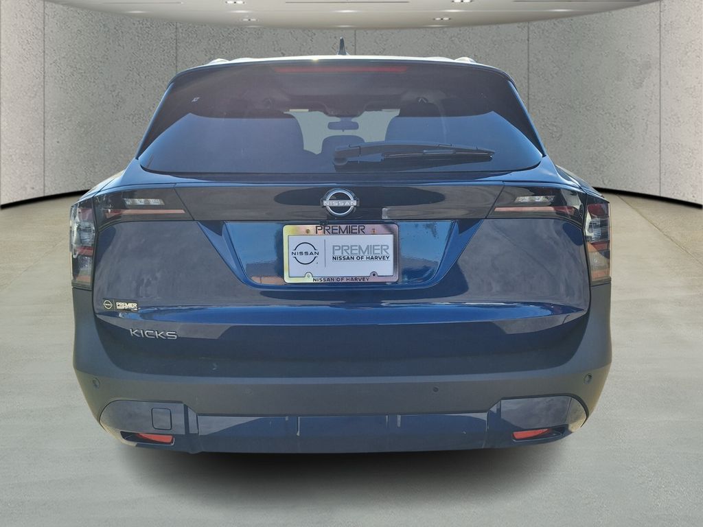 2026 Nissan Kicks SV photo 4