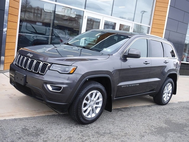 2021 Jeep Grand Cherokee Laredo X's photo