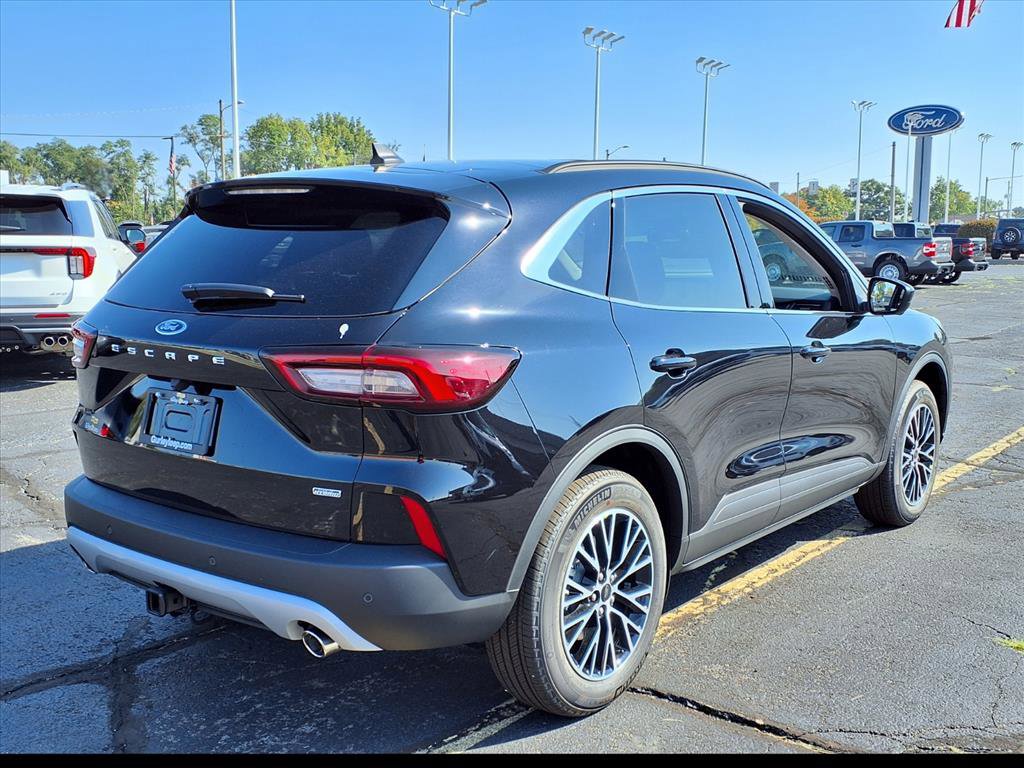 2025 Ford Escape Plug-In Hybrid photo 9