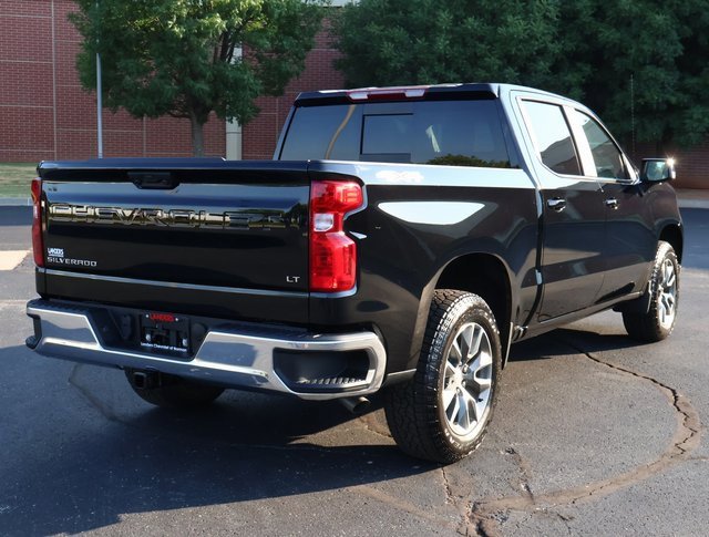 2025 Chevrolet Silverado 1500 LT photo 25