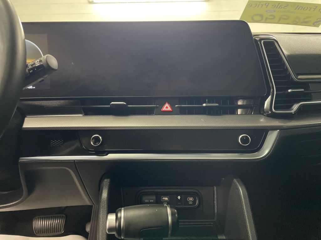 2023 Kia Sportage SX photo 7