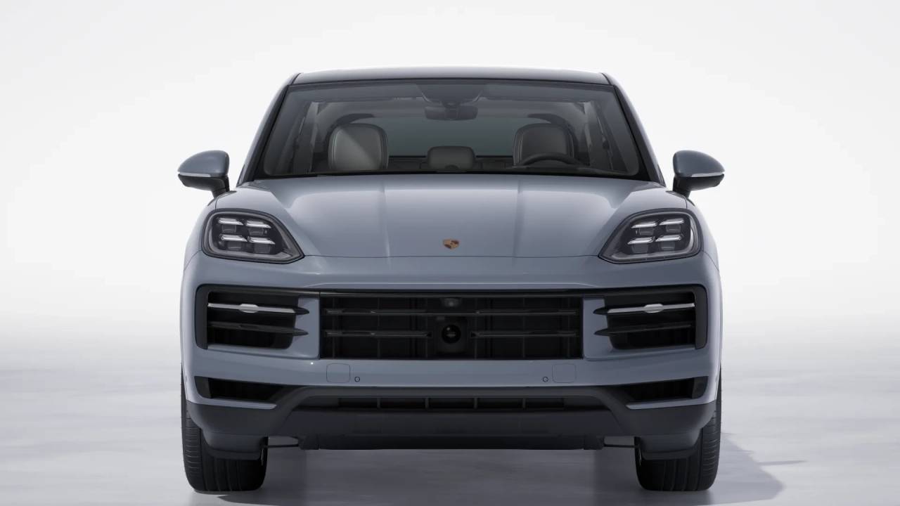 2026 Porsche Cayenne Coupe photo 9