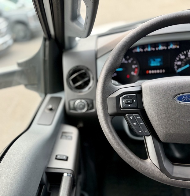 2026 Ford F-650 photo 16