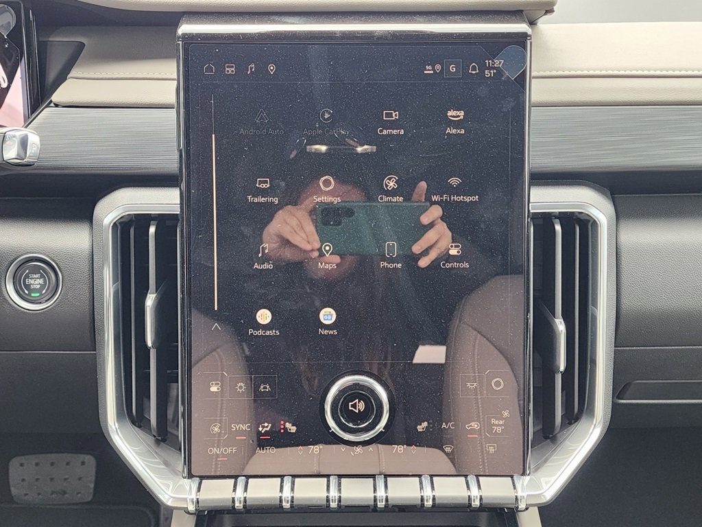 2025 Gmc Acadia Elevation photo 28